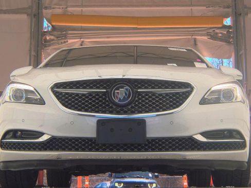 Used 2018 Buick LaCrosse Avenir w/ Driver Confidence Package #2 image 3