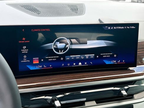 New 2026 BMW X5 xDrive50e w/ M Sport Package image 13