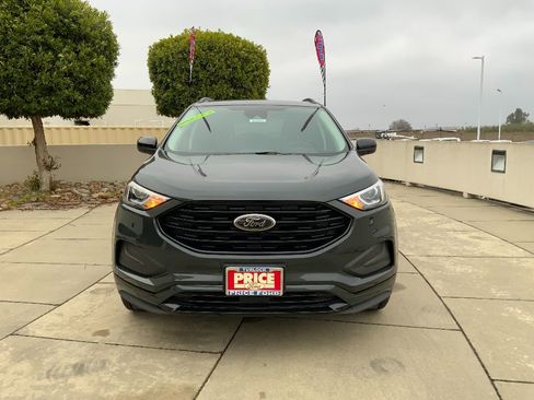 New 2024 Ford Edge SE w/ Black Appearance Package image 2