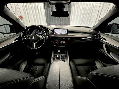 Used 2019 BMW X6 xDrive35i w/ M Sport Package image 18