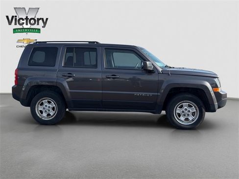 Used 2016 Jeep Patriot Sport w/ Power Value Group image 7