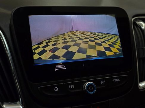 Used 2020 Chevrolet Malibu LT image 29