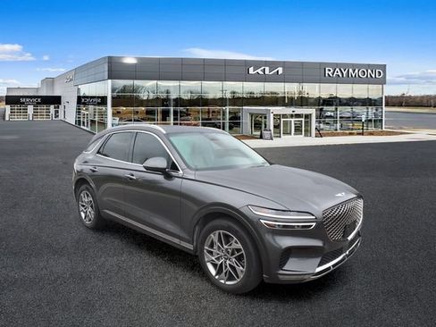 Used 2024 Genesis GV70 2.5T w/ Advanced Package AWD/4WD image 10