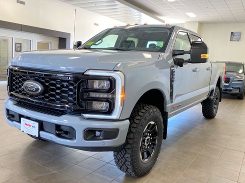 New 2026 Ford F250 Lariat w/ Tremor Off-Road Package AWD/4WD image 11