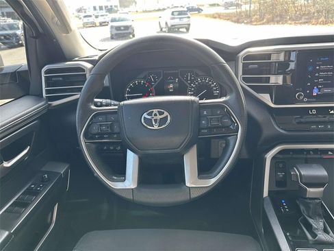 Used 2022 Toyota Tundra SR5 image 11