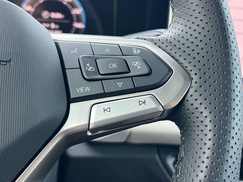 New 2026 Volkswagen Tiguan SEL R-Line AWD/4WD image 23
