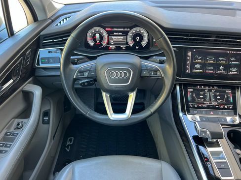 Used 2021 Audi Q7 3.0T Premium Plus w/ Executive Package AWD/4WD image 18