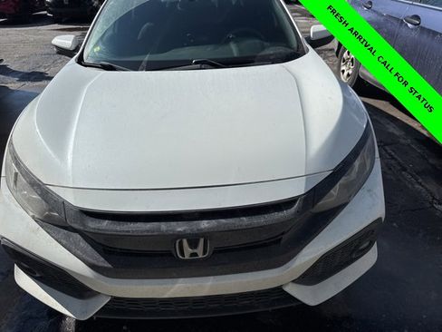 Used 2018 Honda Civic EX image 2