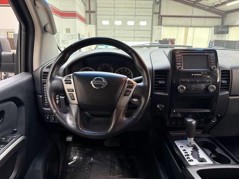 Used 2015 Nissan Titan SV w/ SV Value Truck Package AWD/4WD image 21
