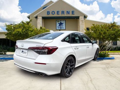 Used 2025 Honda Civic Sport image 5