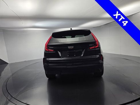 Used 2024 Cadillac XT4 Luxury w/ Cold Weather Package image 6