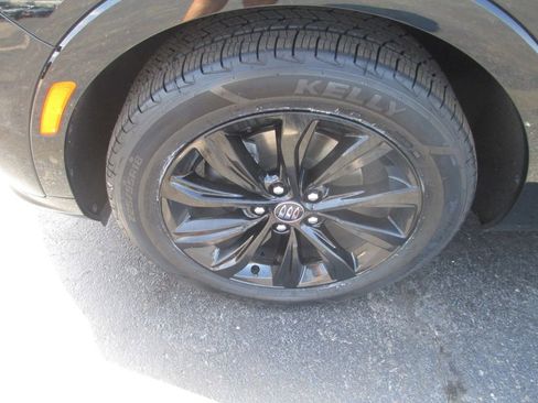 Used 2024 Buick Envista Sport Touring w/ Convenience I Package FWD image 13