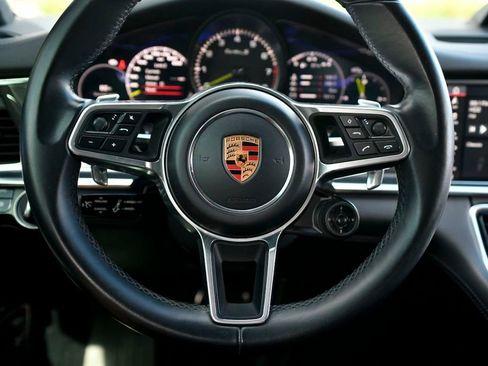 Used 2018 Porsche Panamera Turbo S image 49