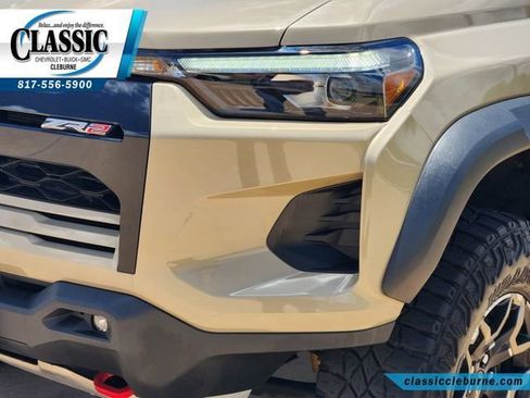 Used 2024 Chevrolet Colorado ZR2 w/ ZR2 Convenience Package III AWD/4WD image 11