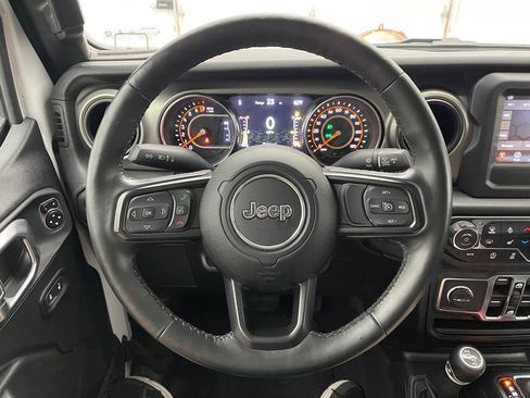 Used 2021 Jeep Gladiator Sport AWD/4WD image 18