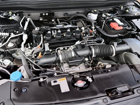 Used 2022 Honda Accord Sport image 23