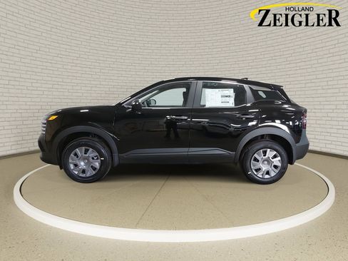 New 2026 Nissan Kicks S image 8