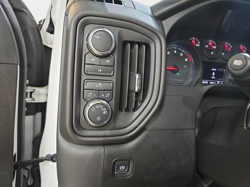 Used 2024 GMC Sierra 2500 Pro w/ Convenience Package AWD/4WD image 23