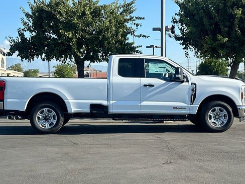 New 2026 Ford F350 XLT w/ 360-Degree Camera Package image 3