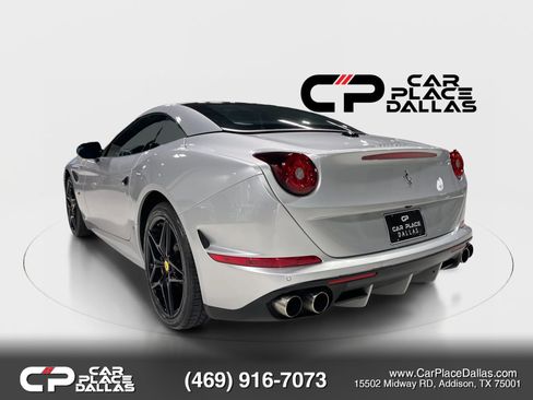 Used 2016 Ferrari California T RWD image 12