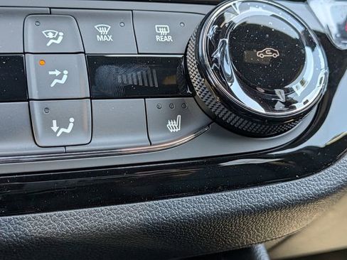 New 2026 Buick Envista Sport Touring w/ Convenience I Package FWD image 21