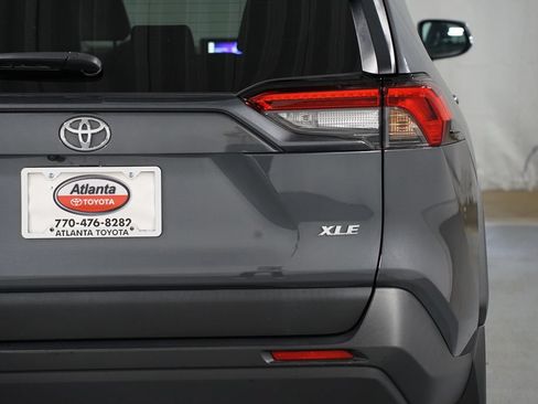 Certified 2024 Toyota RAV4 XLE FWD image 10