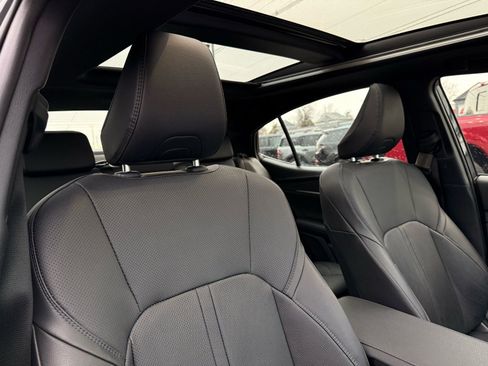 Used 2025 Toyota Camry XSE image 21