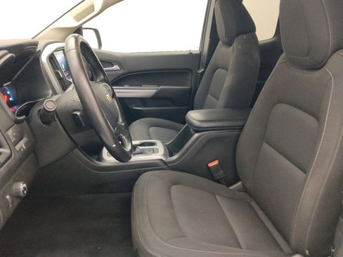 Used 2021 Chevrolet Colorado LT w/ Safety Package RWD image 17