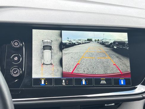 Used 2023 Buick Envision Avenir AWD/4WD image 23
