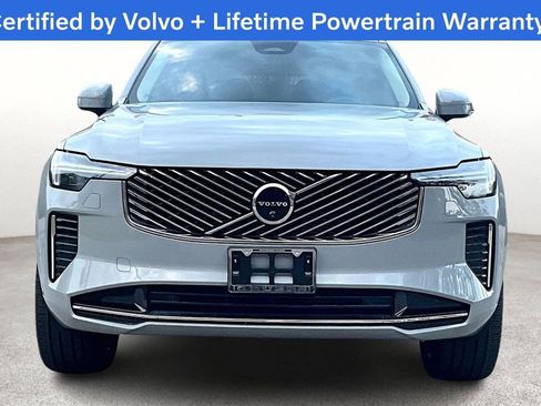 Certified 2025 Volvo XC90 B6 Plus image 6