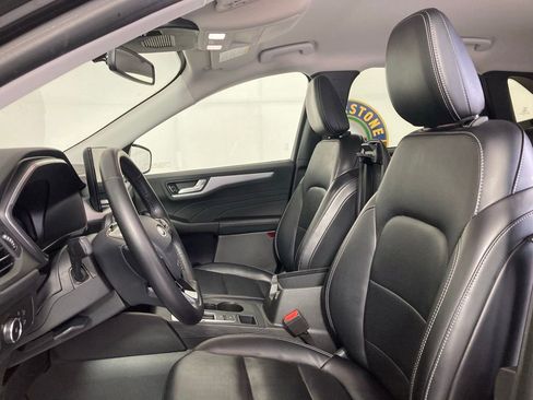 Used 2024 Ford Escape Platinum AWD/4WD image 13
