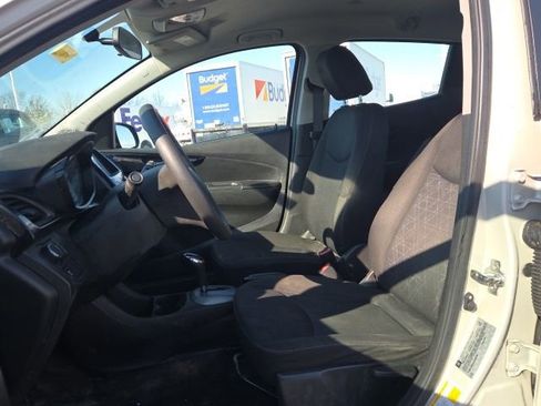 Used 2020 Chevrolet Spark LT image 23