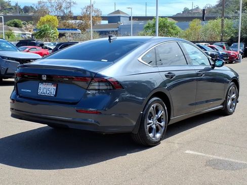 Used 2023 Honda Accord EX image 4