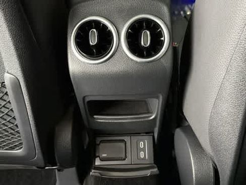 Certified 2026 Mercedes-Benz GLB 250 4MATIC image 30
