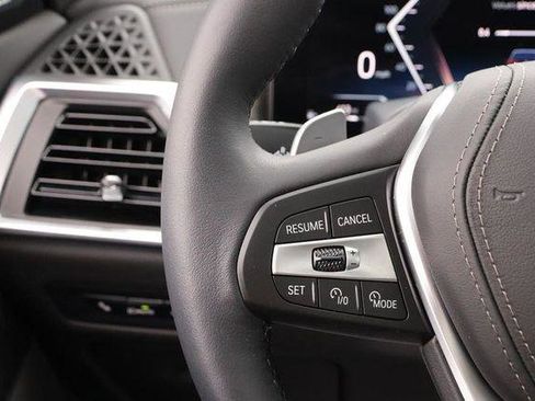 Used 2025 BMW X5 xDrive40i w/ Climate Comfort Package image 12