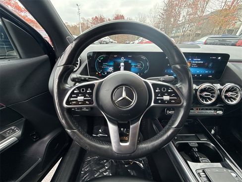 Used 2021 Mercedes-Benz GLA 250 4MATIC image 11