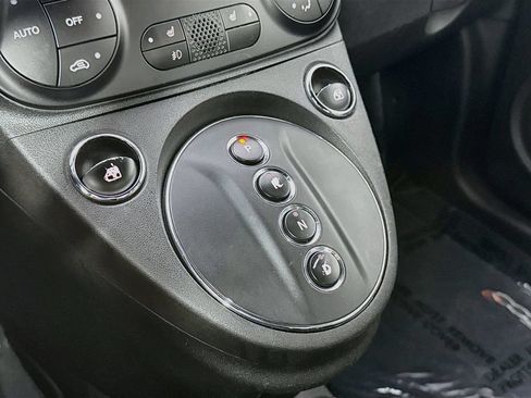 Used 2017 FIAT 500 e FWD image 18