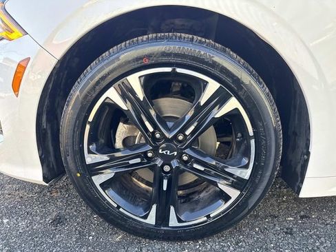 Used 2024 Kia K5 GT-Line w/ GT-Line Premium Package image 29