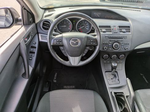 Used 2013 MAZDA MAZDA3 i Touring image 16
