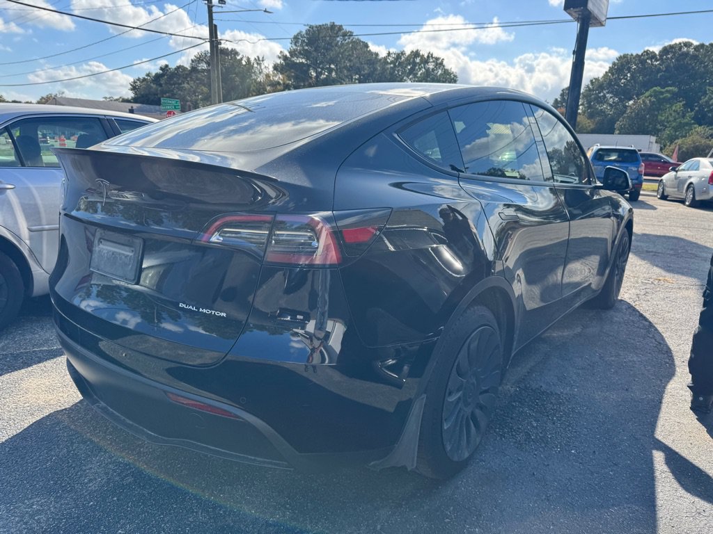 Used 2021 Tesla Model Y Long Range AWD/4WD image 5