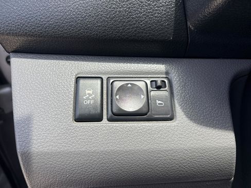 Used 2013 Nissan NV200 SV w/ Technology Pkg FWD image 14