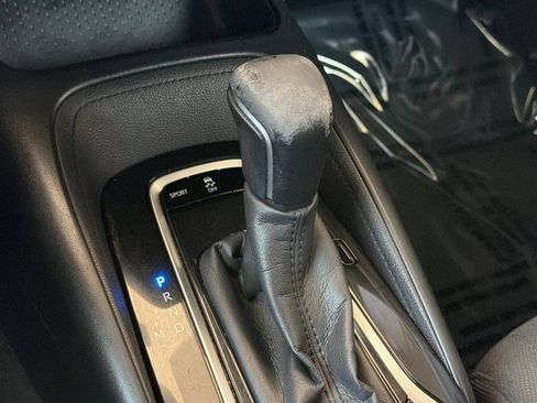 Used 2020 Toyota Corolla SE w/ Carpet Mat Package (TMS) FWD image 22