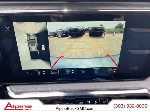 Used 2023 GMC Sierra 1500 AT4 w/ AT4 Premium Package AWD/4WD image 17