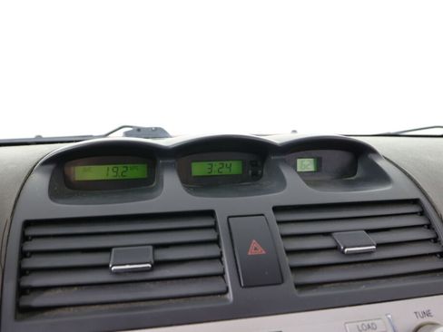 Used 2006 Toyota Solara SE image 27