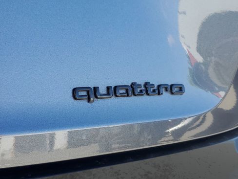 Used 2023 Audi e-tron Premium Plus w/ Premium Plus Package AWD/4WD image 7