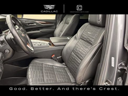Used 2022 Cadillac Escalade Sport Platinum w/ Heavy-Duty Trailer Package AWD/4WD image 27