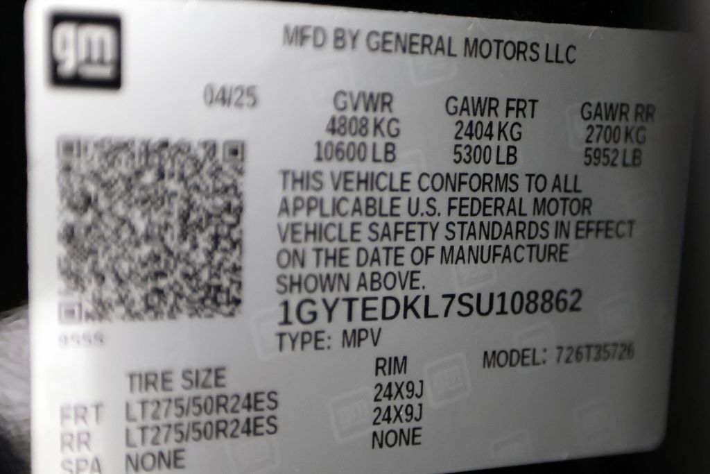 Used 2025 Cadillac Escalade IQ Luxury 2 w/ LPO, Premium Carpet Package AWD/4WD image 56
