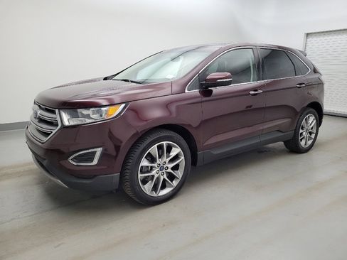 Used 2018 Ford Edge Titanium w/ Equipment Group 301A AWD/4WD image 2