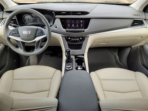 Used 2022 Cadillac XT5 Premium Luxury image 12