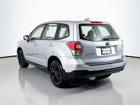 Used 2017 Subaru Forester 2.5i w/ Popular Package #2A AWD/4WD image 4